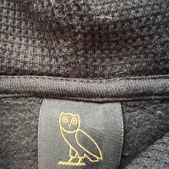 OVO CANADIAN HERITAGE EMBROIDERED HOODIE - Picture 2 of 3